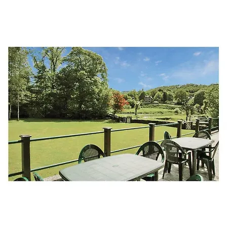Holiday Moulin De 01